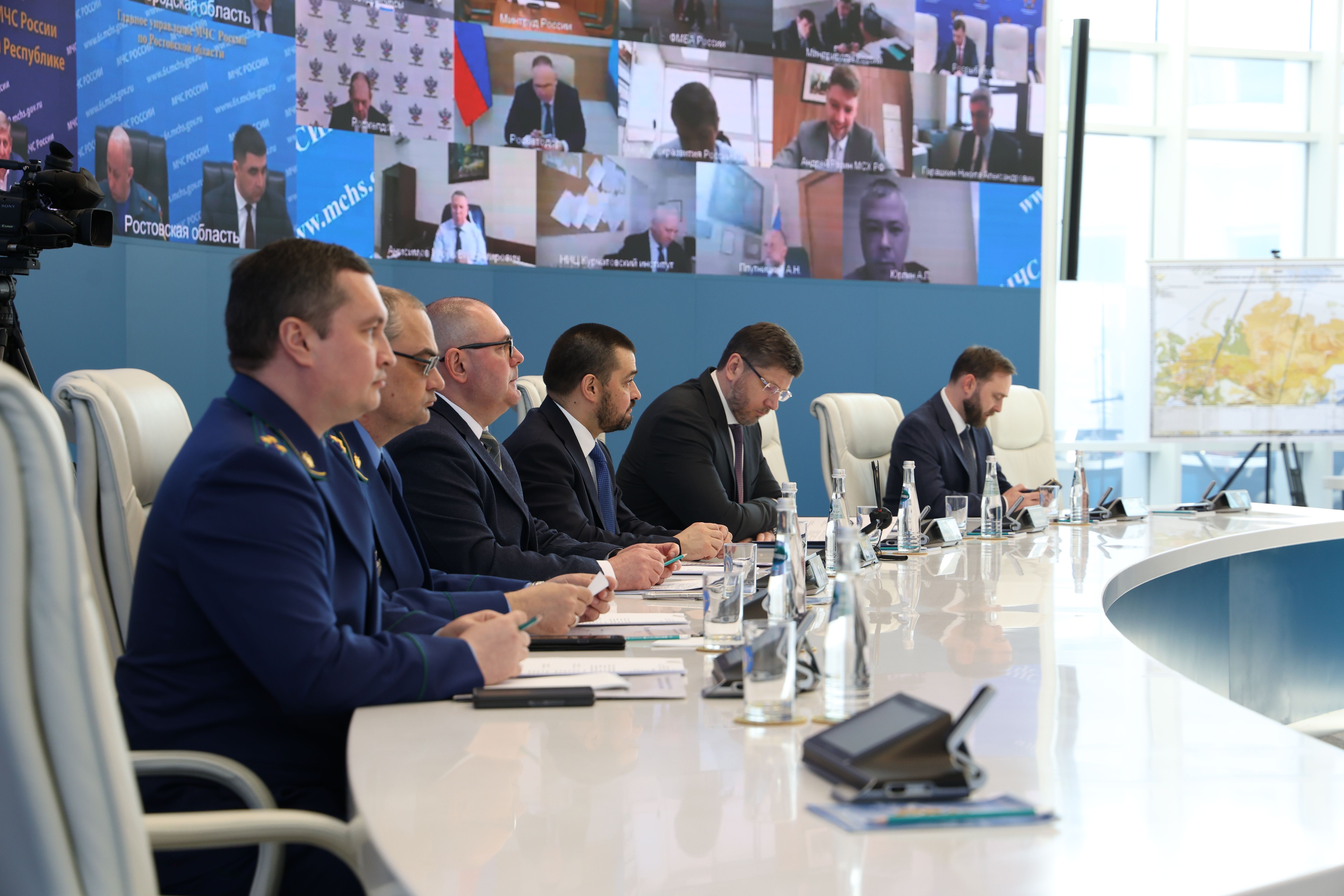 Минстрой России предложил регионам цифровизировать процесс сбора и обработки заявлений граждан пострадавших при ЧС граждан 